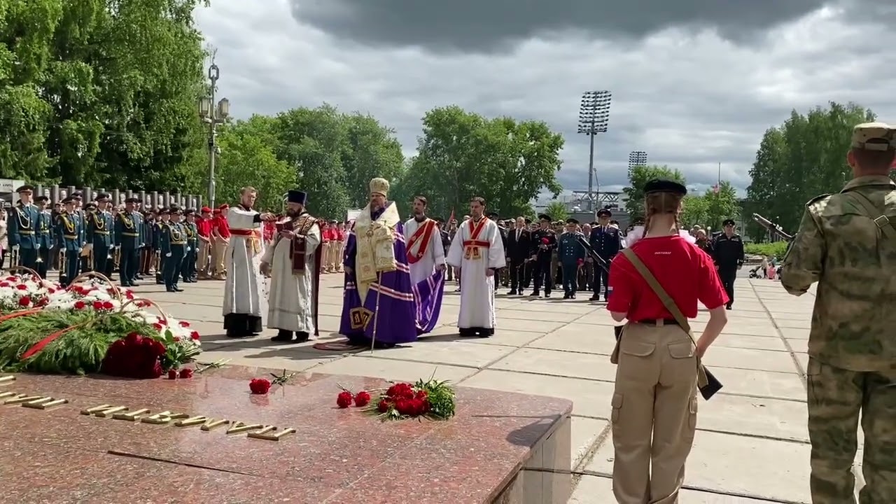 Архиепископ Питирим совершил заупокойную литию в годовщину начала Великой Отечественной войны